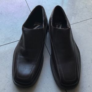 Men’s dark brown all leather shoes